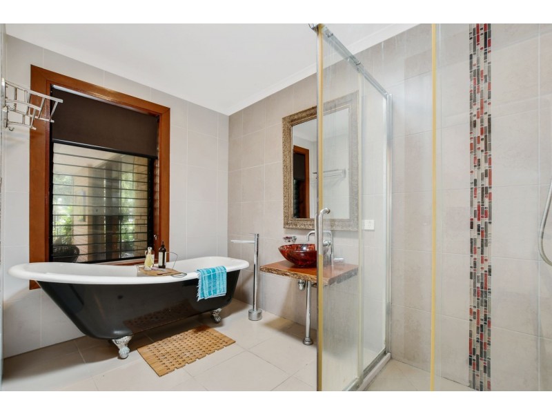 20 Peacock Crescent, Bokarina QLD 4575