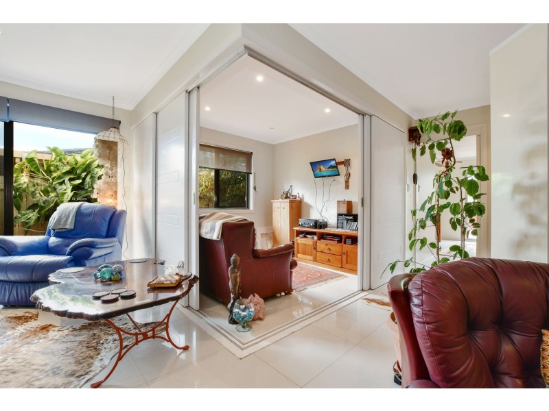 20 Peacock Crescent, Bokarina QLD 4575