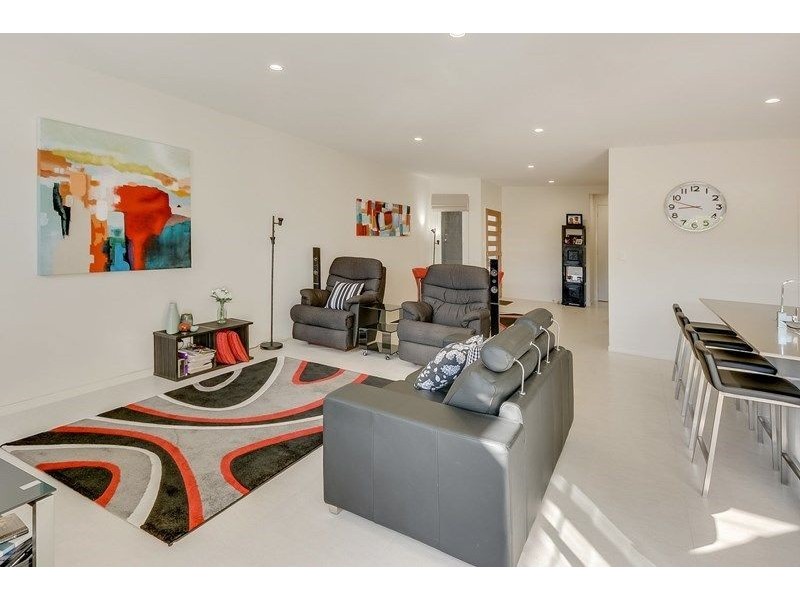 27 Serenity Circuit, Maroochydore QLD 4558