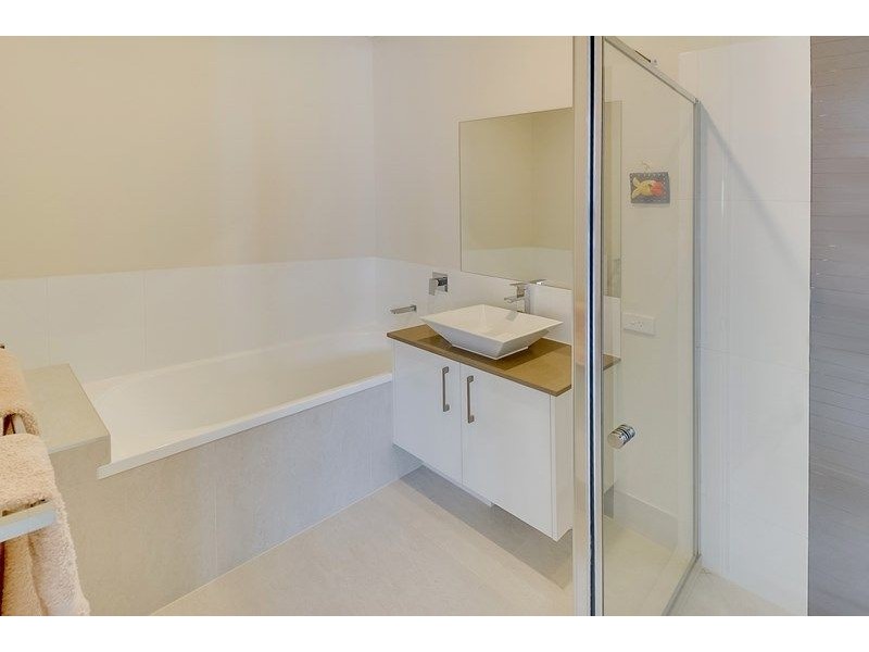 27 Serenity Circuit, Maroochydore QLD 4558