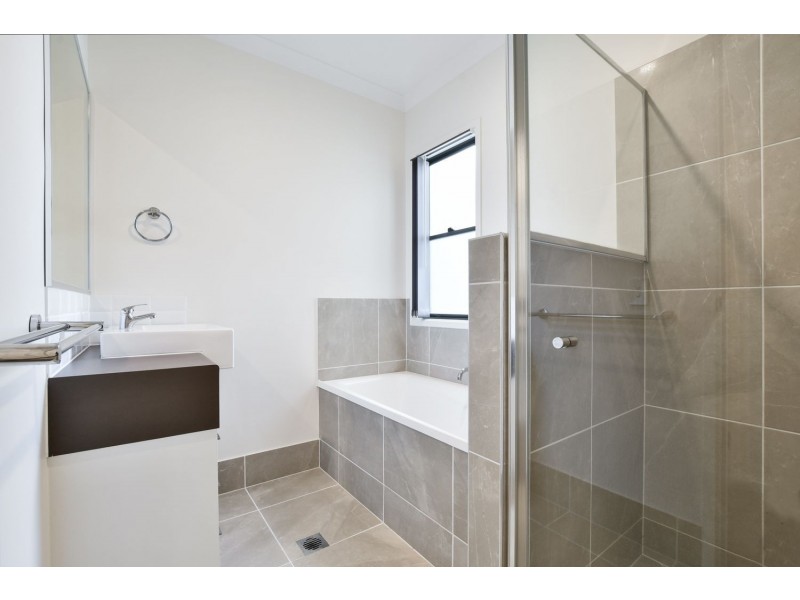 26 Prosperity Drive, Birtinya QLD 4575