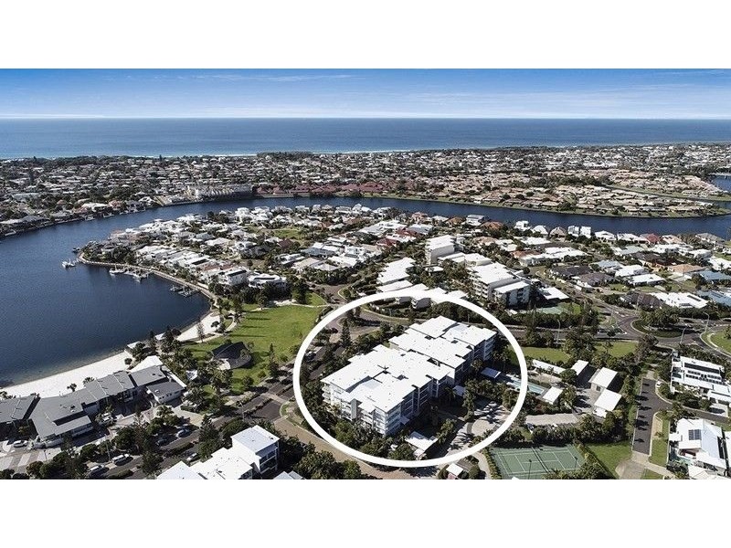 19/4 Grand Parade, Parrearra QLD 4575