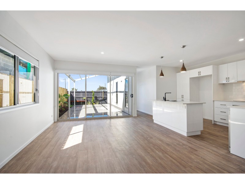 18 Fiona Street, Caloundra West QLD 4551