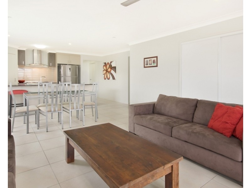 54 Brampton Crescent, Mountain Creek QLD 4557