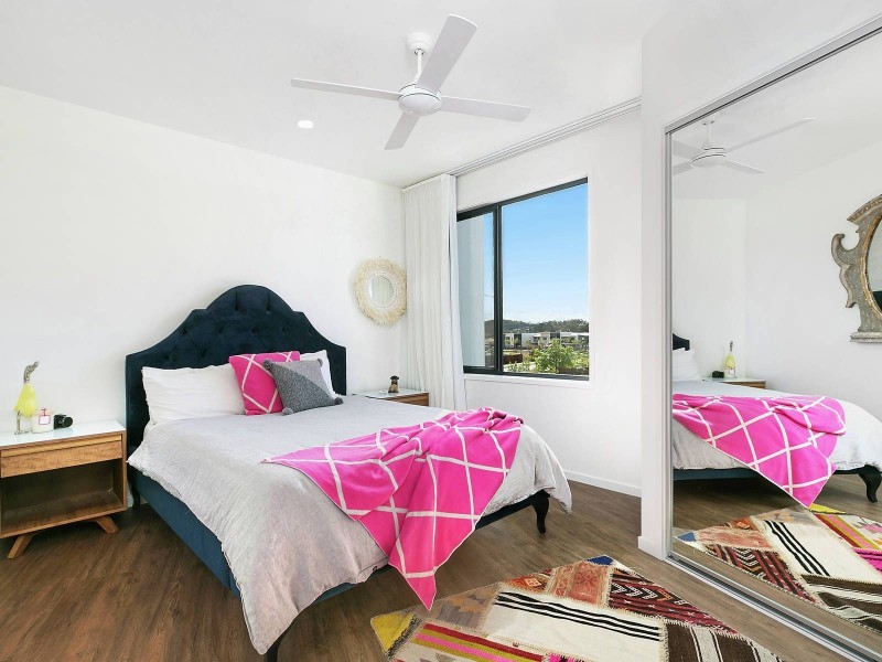 13 Round Bush Crescent, Maroochydore QLD 4558