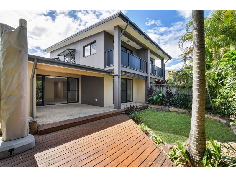 3/2 Lakehead Drive, Sippy Downs QLD 4556