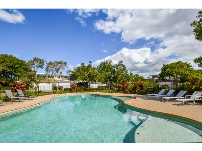 3/2 Lakehead Drive, Sippy Downs QLD 4556