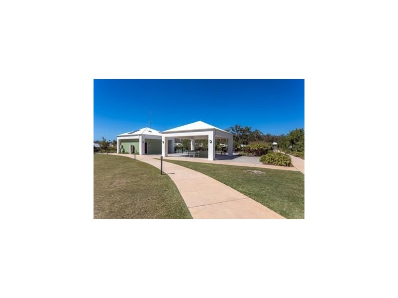 74/15 Dunes Court, Peregian Springs QLD 4573