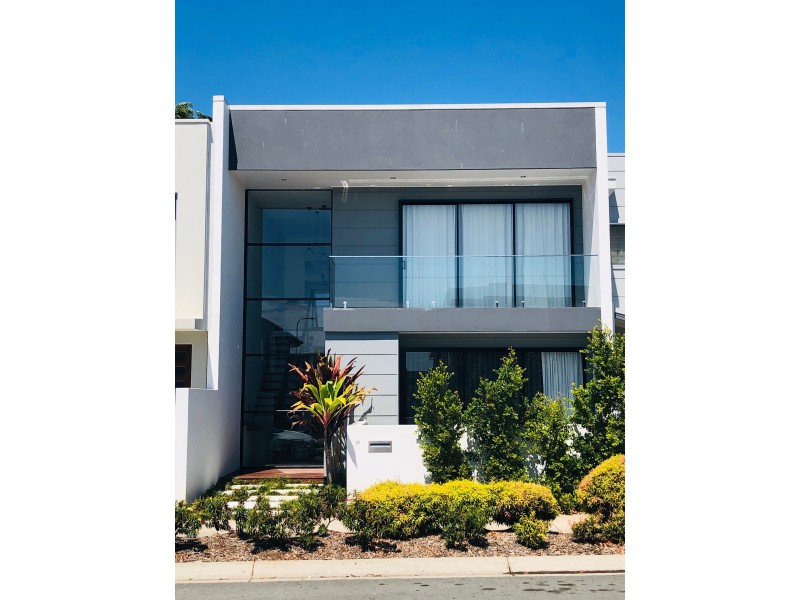 31 Tinnanbar Tce, Maroochydore QLD 4558
