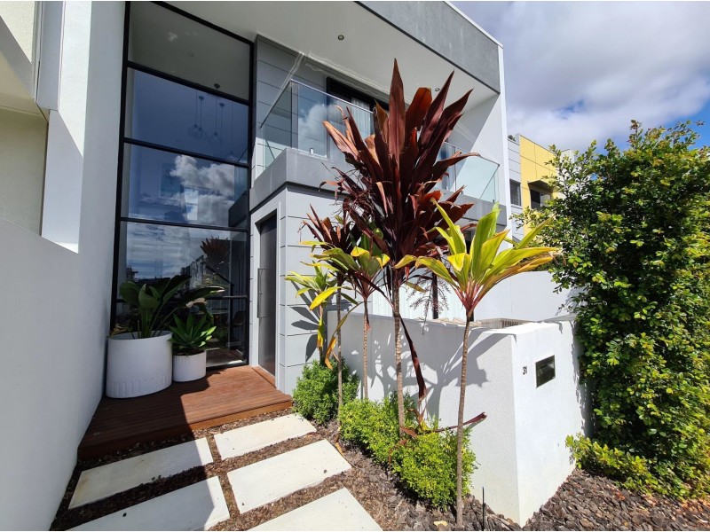 31 Tinnanbar Tce, Maroochydore QLD 4558