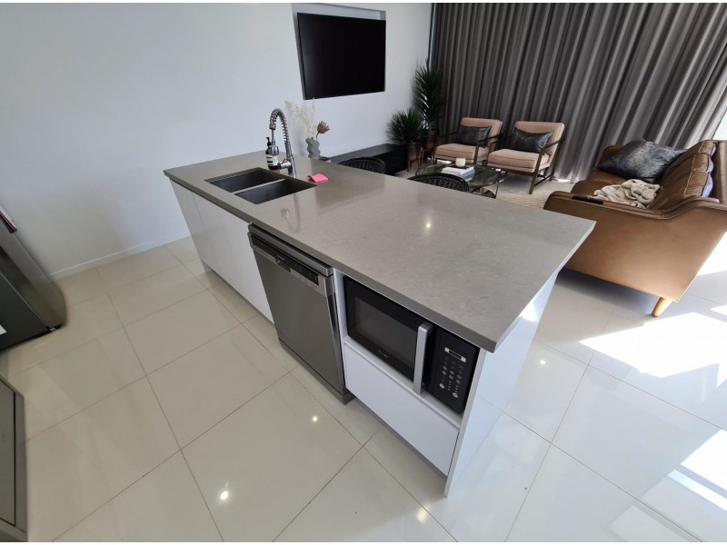 31 Tinnanbar Tce, Maroochydore QLD 4558