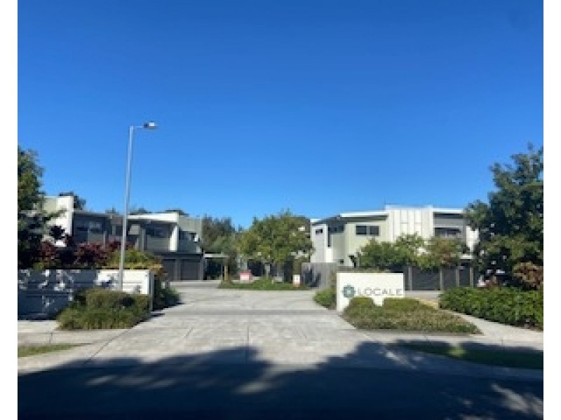 8/2 Allora Drive, Maroochydore QLD 4558