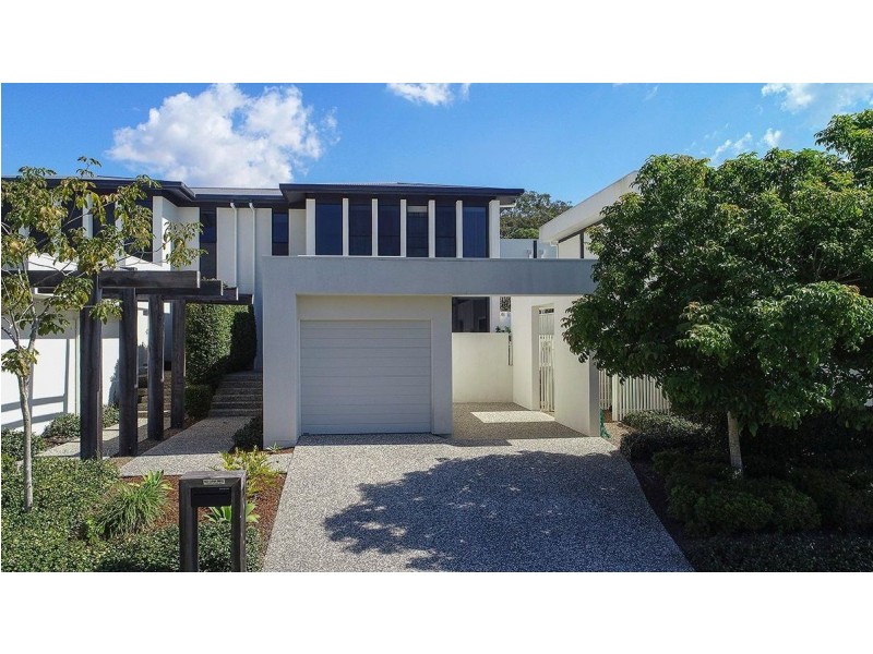 18 Bunya Grove, Peregian Springs QLD 4573