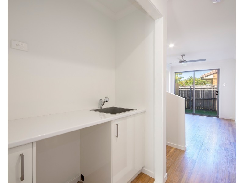2/8 Dulin Street, Maroochydore QLD 4558
