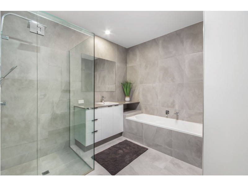 40 Claremont Drive, Maroochydore QLD 4558