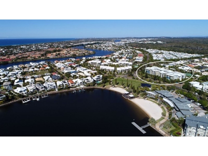 19/4 Grand Parade, Kawana Island QLD 4575