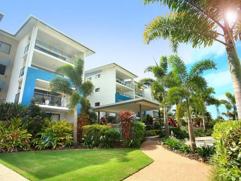 19/4 Grand Parade, Kawana Island QLD 4575