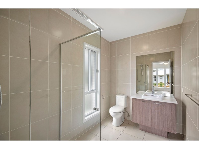 1 Outlook Rise, Mooloolah Valley QLD 4553