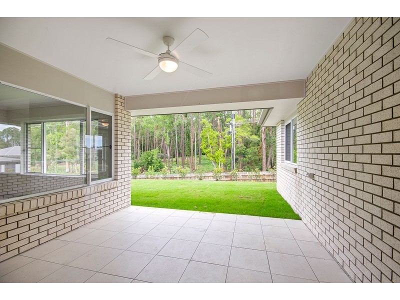 1 Outlook Rise, Mooloolah Valley QLD 4553
