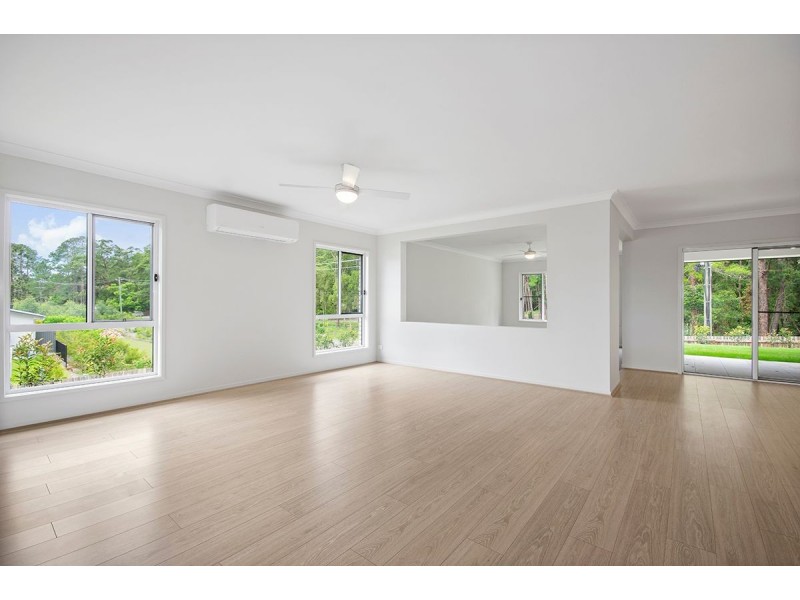 1 Outlook Rise, Mooloolah Valley QLD 4553
