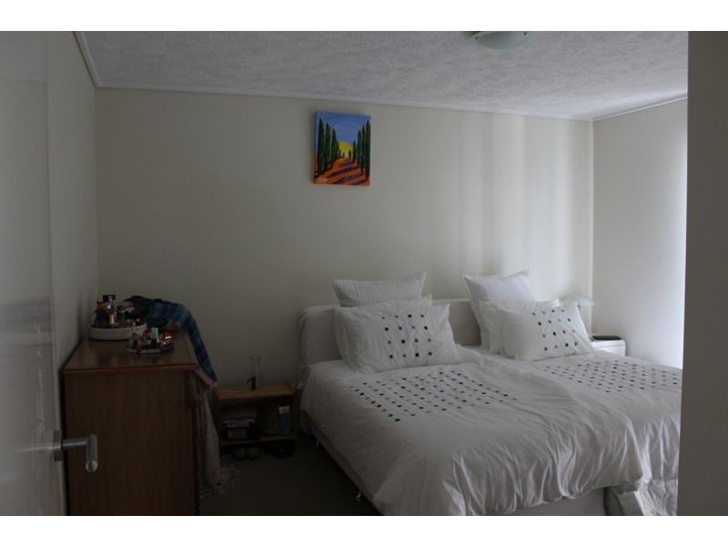 5/4 Grand Parade, Kawana Island QLD 4575