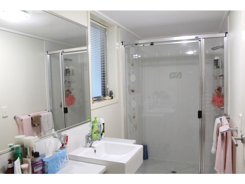 5/4 Grand Parade, Kawana Island QLD 4575