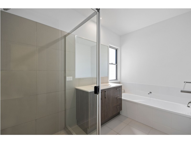 1 Serenity Circuit, Maroochydore QLD 4558