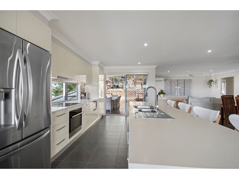 27 Ginger Bell Avenue, Bli Bli QLD 4560