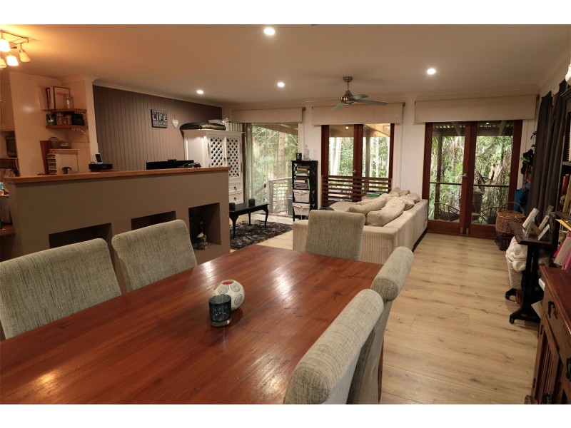 201 Panoroma Drive, Rosemount QLD 4560