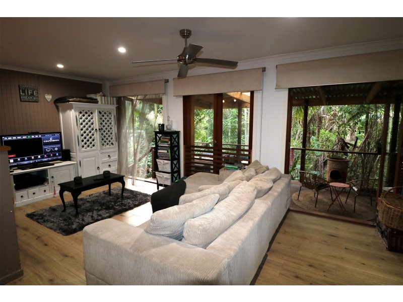 201 Panoroma Drive, Rosemount QLD 4560