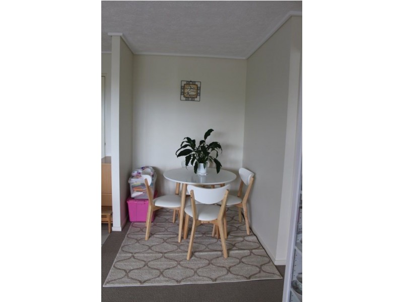 20/4 Grand Parade, Kawana Island QLD 4575