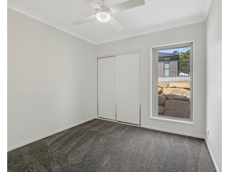 28 Outlook Rise, Mooloolah Valley QLD 4553