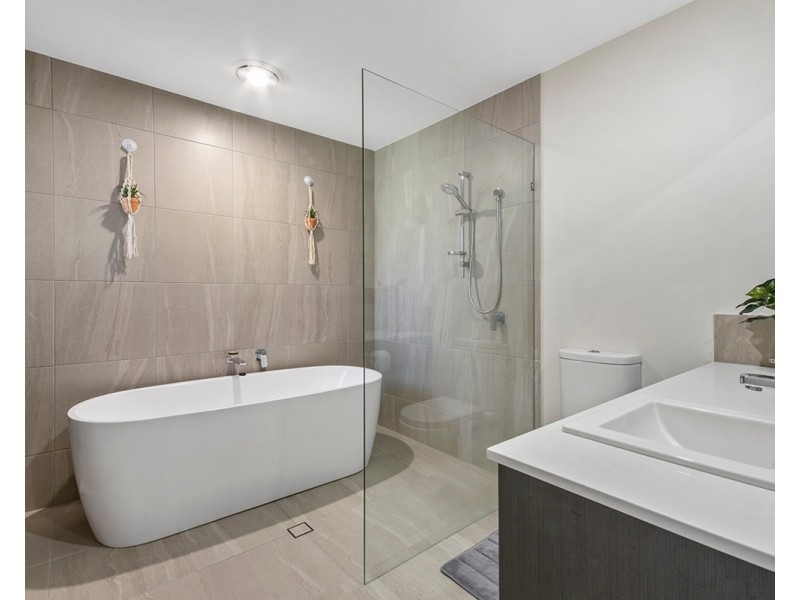 63 Bedarra Circuit, Maroochydore QLD 4558