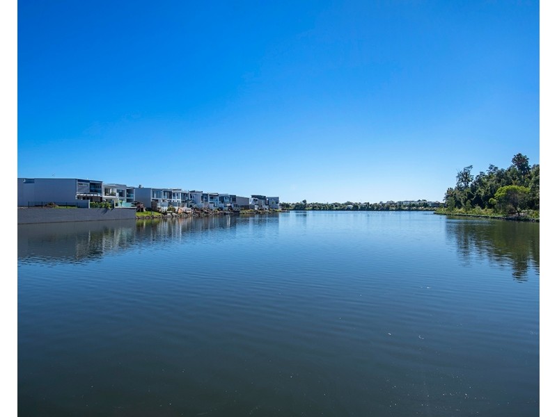 63 Bedarra Circuit, Maroochydore QLD 4558