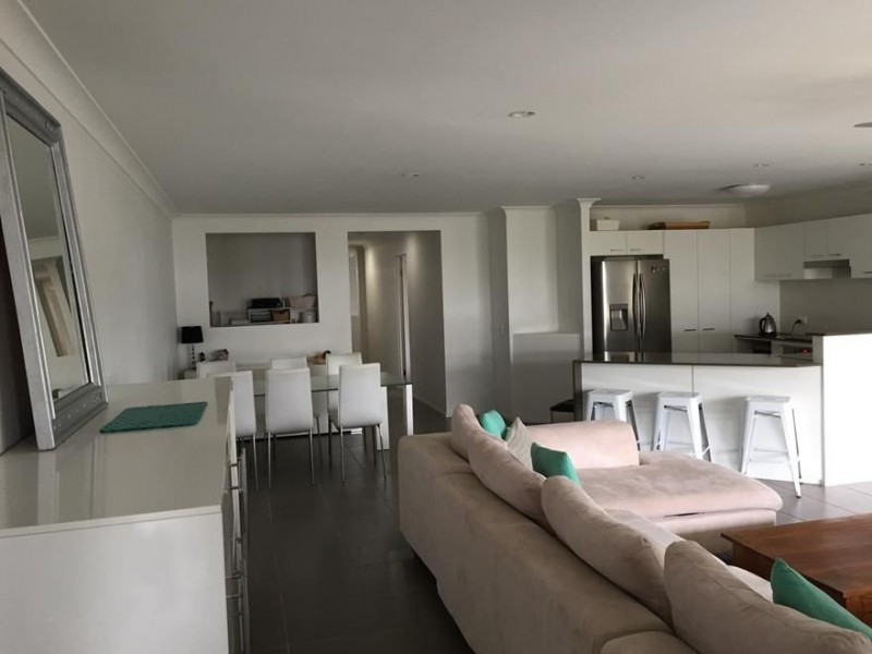 61/15 Dunes Court, Peregian Springs QLD 4573