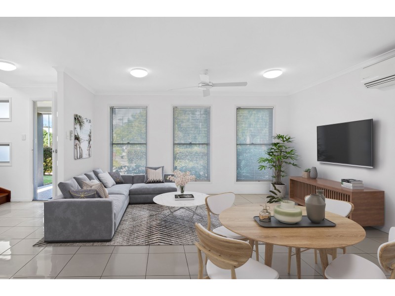 8 Macleay Lane, Maroochydore QLD 4558