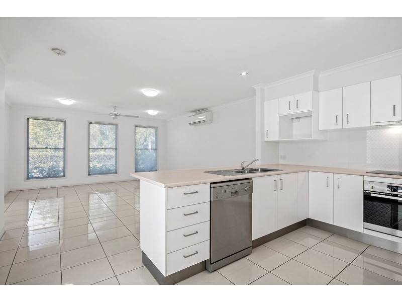 8 Macleay Lane, Maroochydore QLD 4558