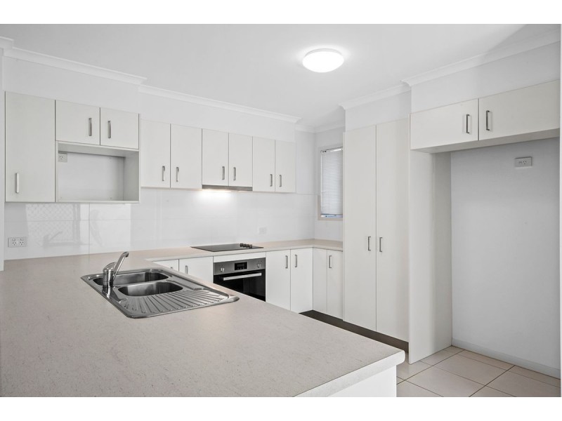 8 Macleay Lane, Maroochydore QLD 4558