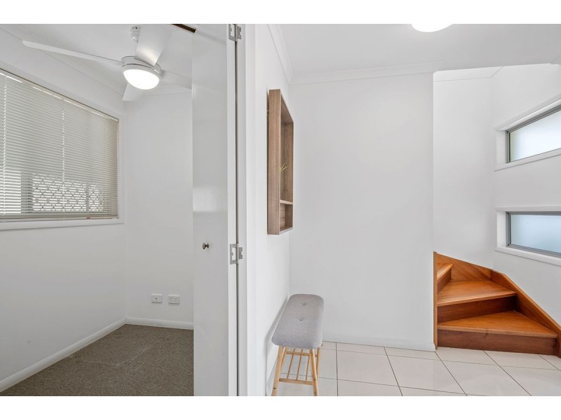 8 Macleay Lane, Maroochydore QLD 4558