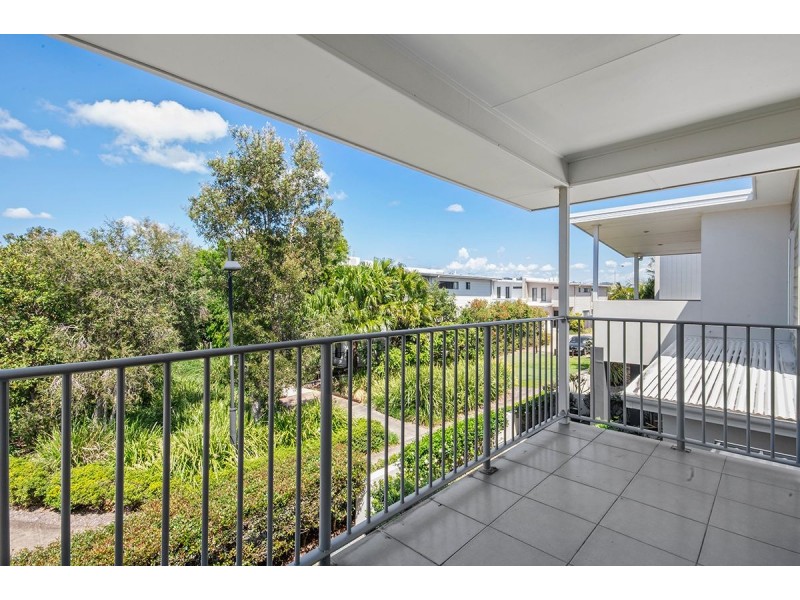 8 Macleay Lane, Maroochydore QLD 4558