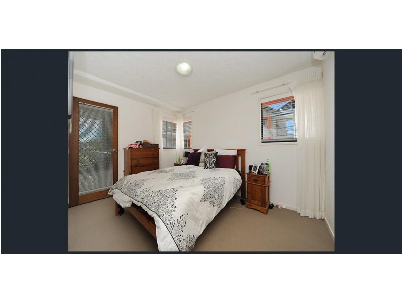 46/10 Grand Parade, Kawana Island QLD 4575