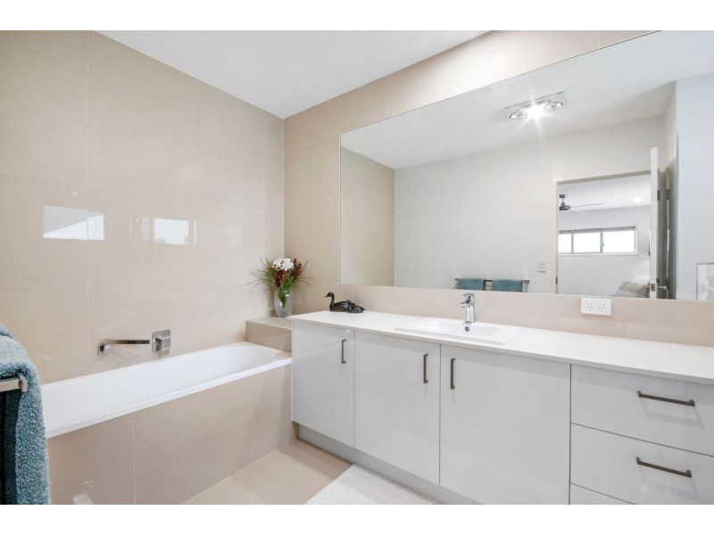 5 Hidden Place, Maroochydore QLD 4558