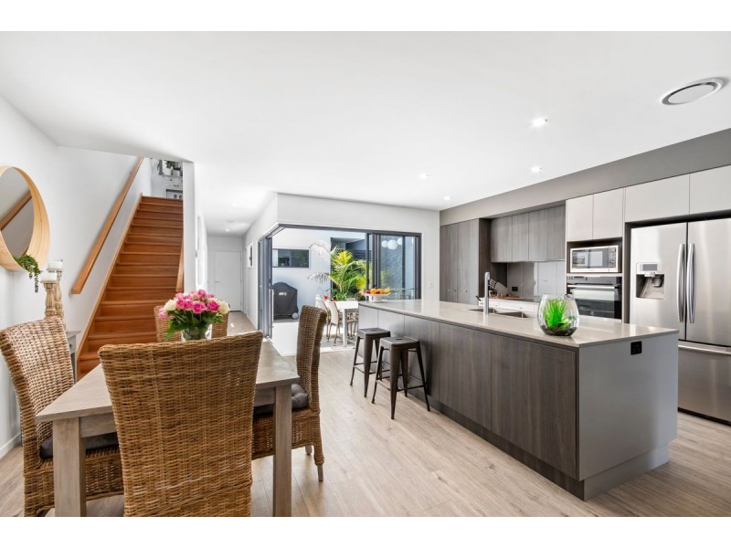 13 Bedarra Circuit, Maroochydore QLD 4558