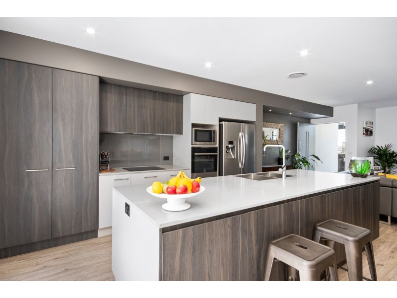 13 Bedarra Circuit, Maroochydore QLD 4558