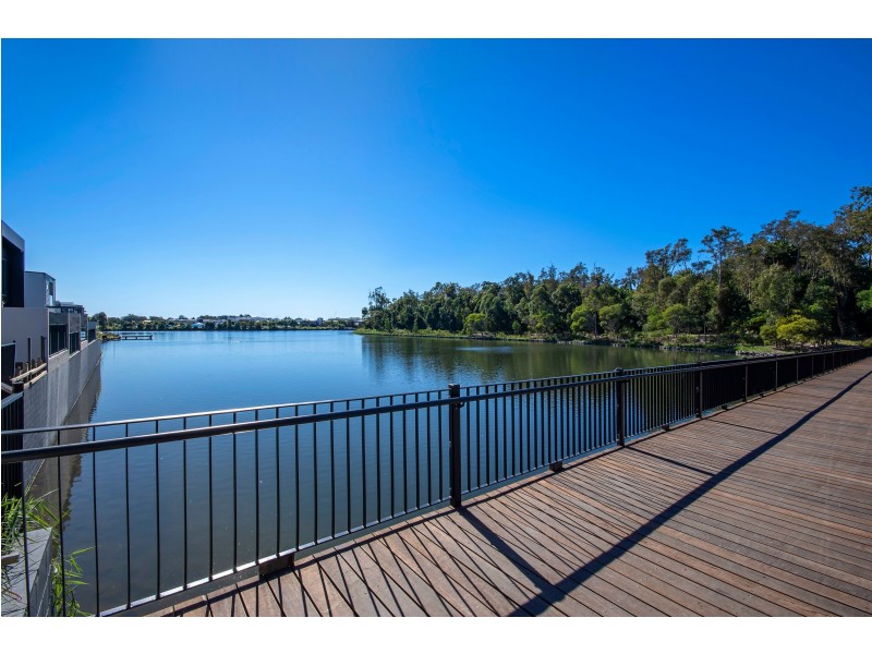 13 Bedarra Circuit, Maroochydore QLD 4558