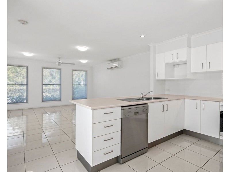 8 Macleay Lane, Maroochydore QLD 4558