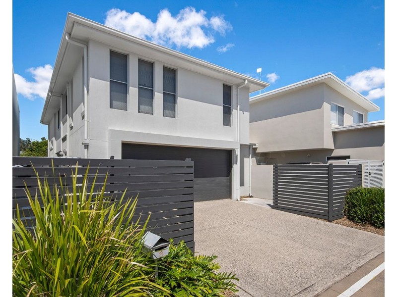 8 Macleay Lane, Maroochydore QLD 4558