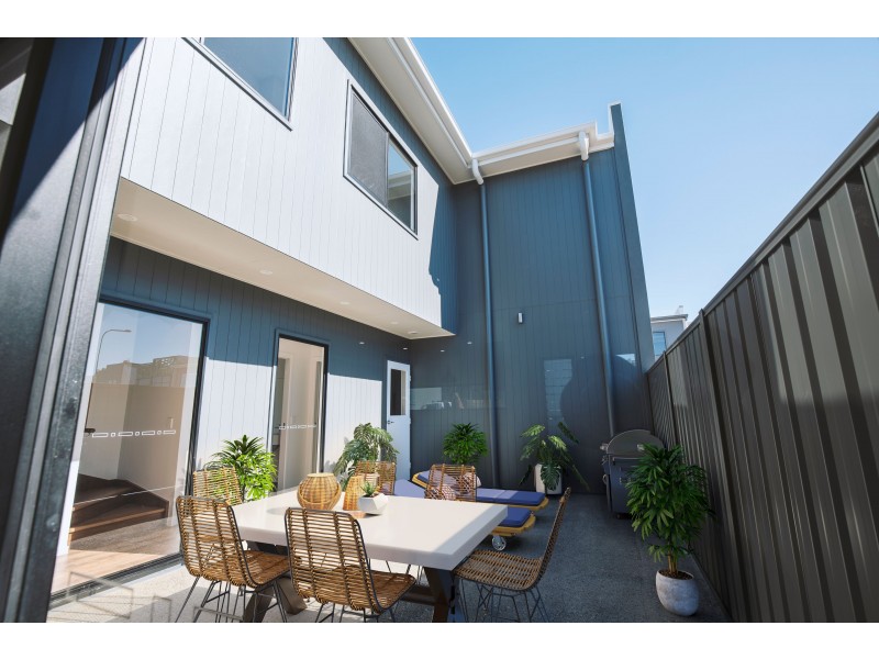 28 Bedarra Circuit, Maroochydore QLD 4558