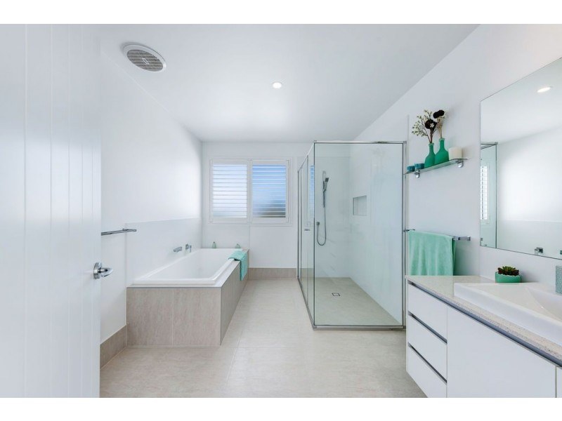 33 Meridien Drive, Maroochydore QLD 4558