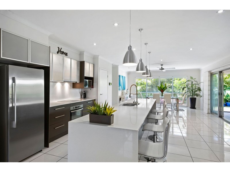 165 The Avenue, Peregian Springs QLD 4573